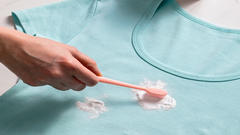 از بین بردن لکه ماژیک روی لباس