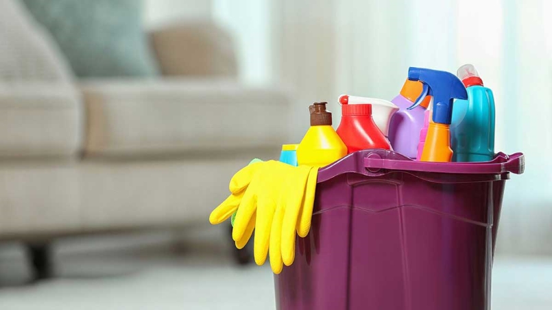 لوازم مورد نیاز برای تمیز کردن پرده زبرا