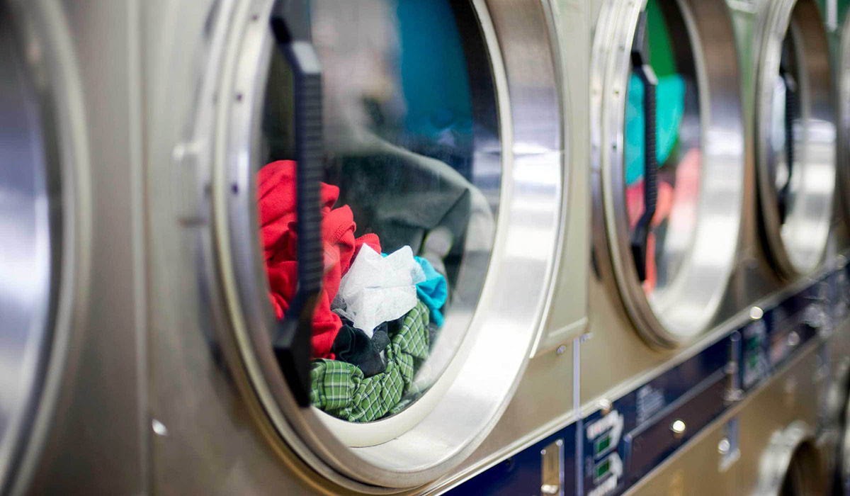 فرق خشکشویی و آبشویی: بهترین روش شستشو کدام است