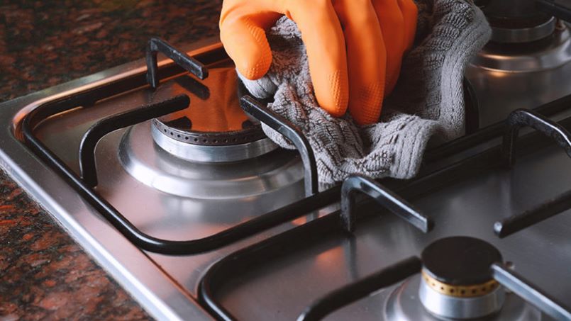 پاك كردن چربی گاز