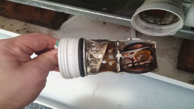 تمیز کردن فیلتر ماشین لباسشویی